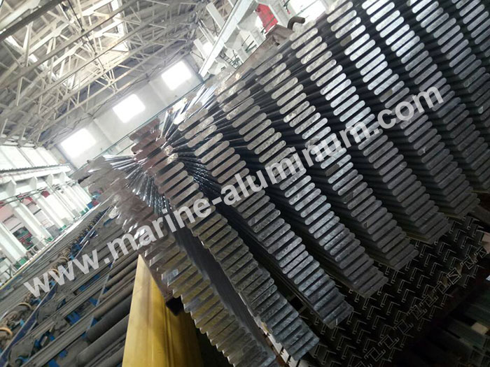 Casting process of 6082 aluminium alloy profiles for ship
